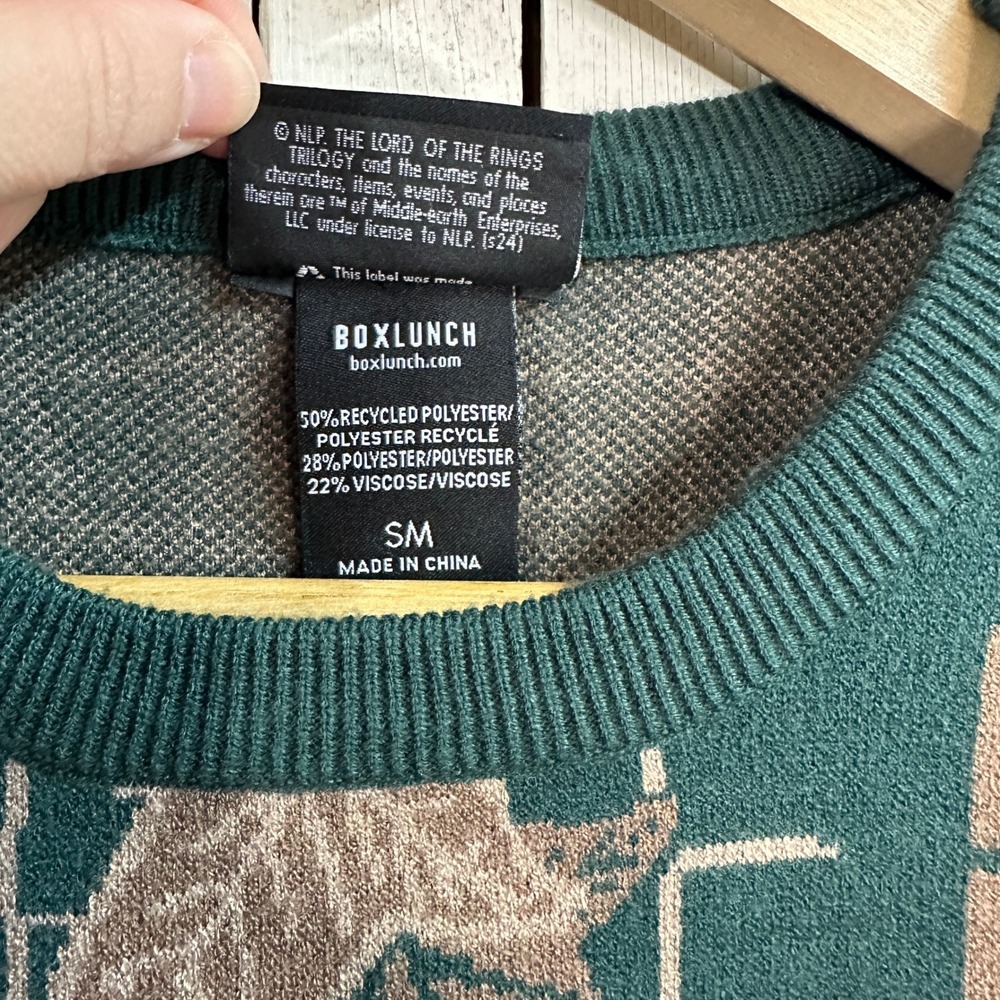 Lord of the Rings BoxLunch Mens Small Icon Green Brown Knit Sweater LOTR RARE‎ - Picture 3 of 4